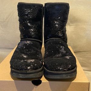 UGG Classic Short Cosmos Sequin Boot